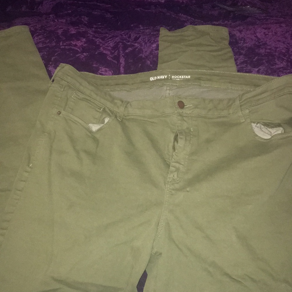 Old Navy rockstar mid rise stretchy jeans